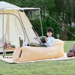 Матрац, ламзак надувний Naturehike NH20FCD06, 180х70х52 см, бежевий з принтом, має чохол-рюкзак - Зображення 3