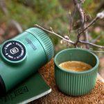 Портативна еспресо-кавоварка Wacaco Nanopresso зелена з чохлом, механічна, для меленої кави - Зображення 4